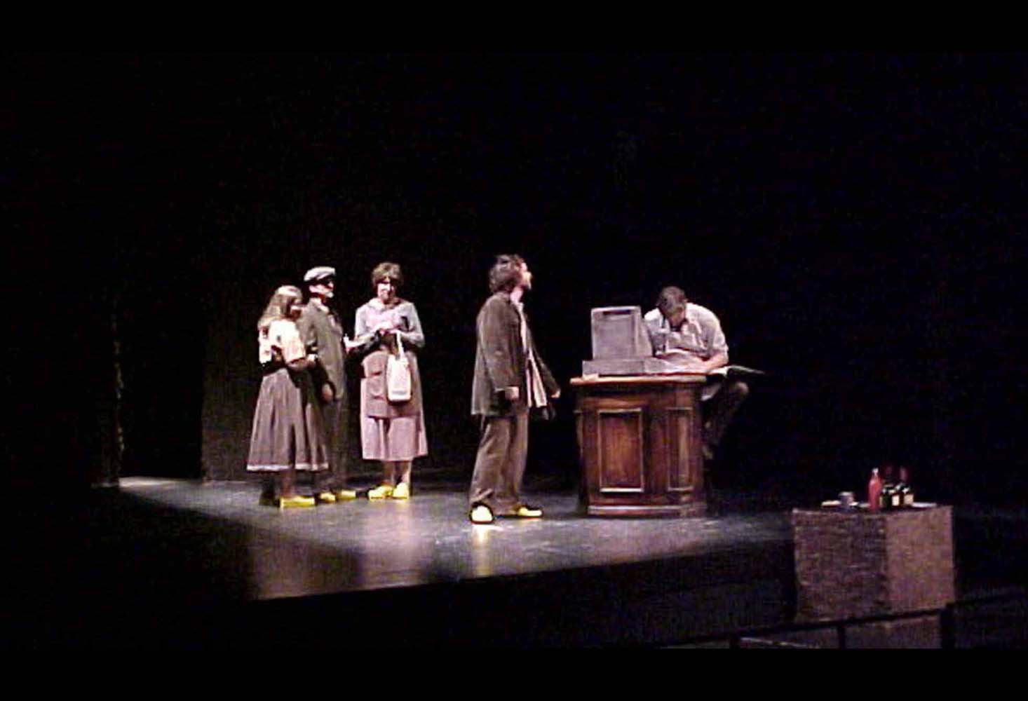PRODUCTION PHOTOS